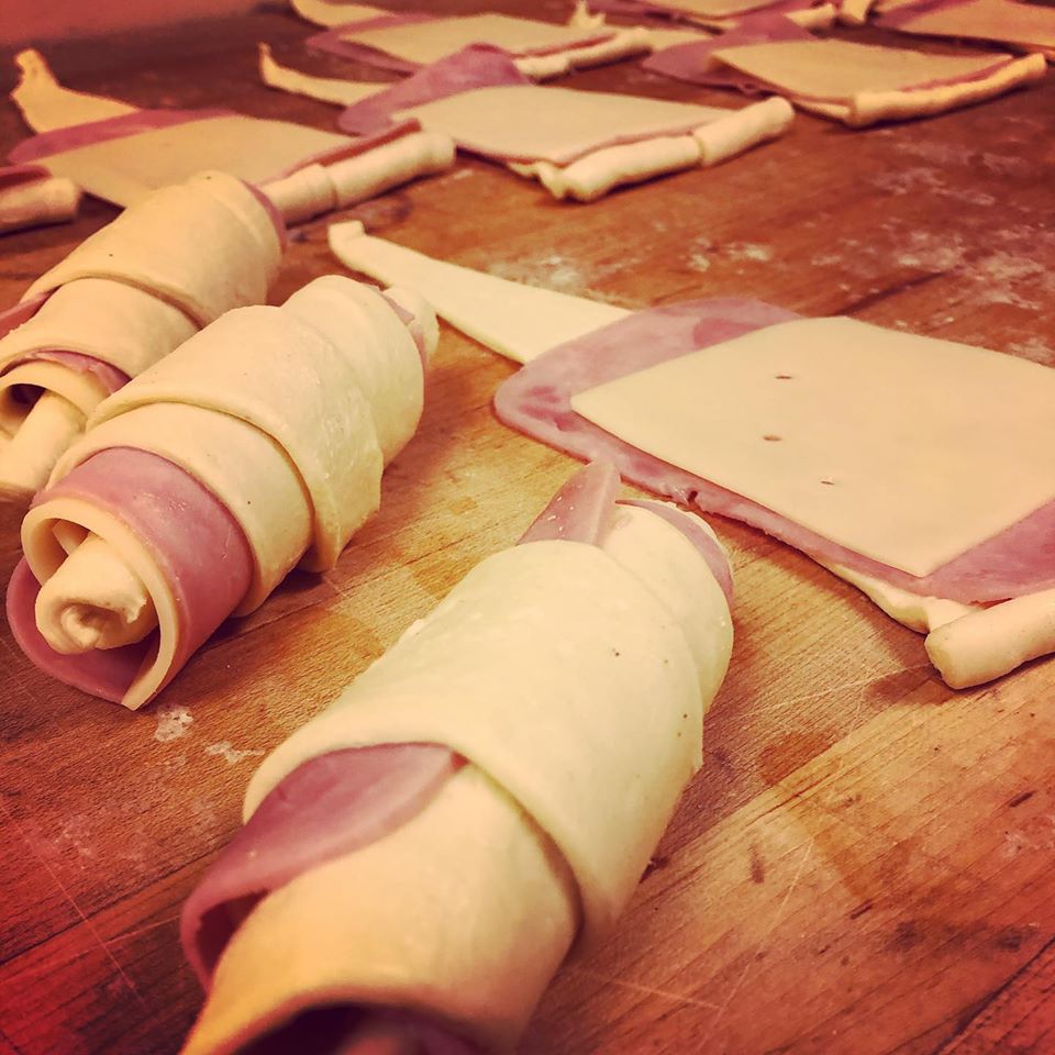 FROZEN READY TO BAKE Ham and Cheese Croissant (x4)