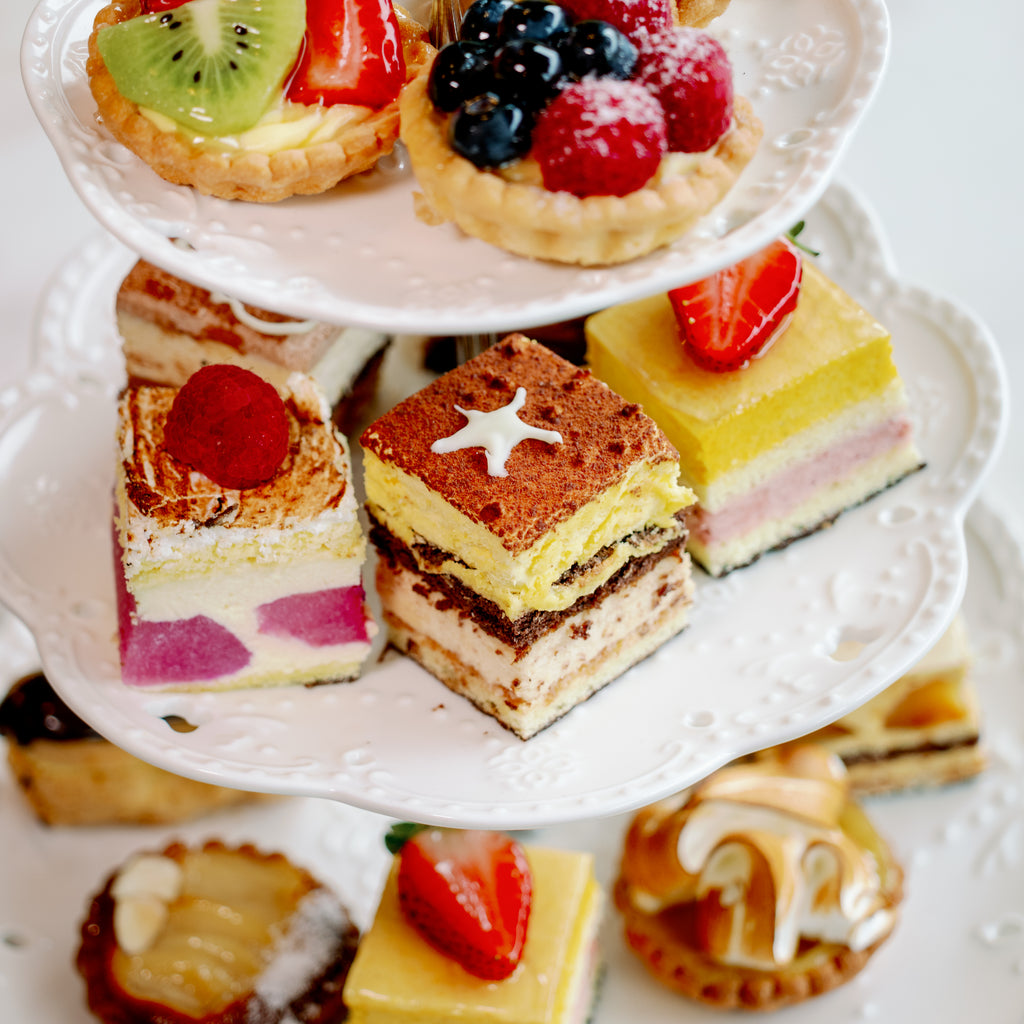 PARISIAN PASTRY CHEF TASTING MENU - PETIT FOURS (AFTERNOON TEA